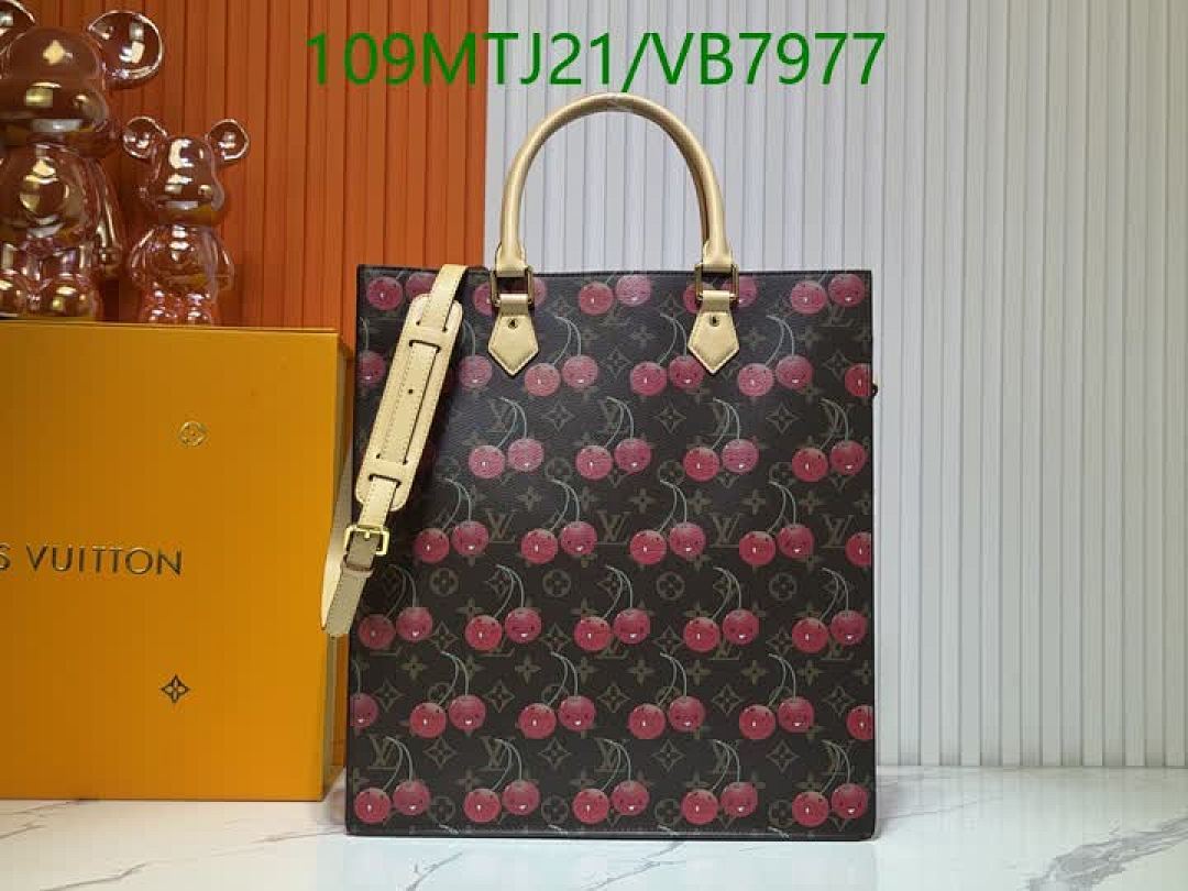 LV-Bag-4A Quality Code: VB7977 $: 109USD