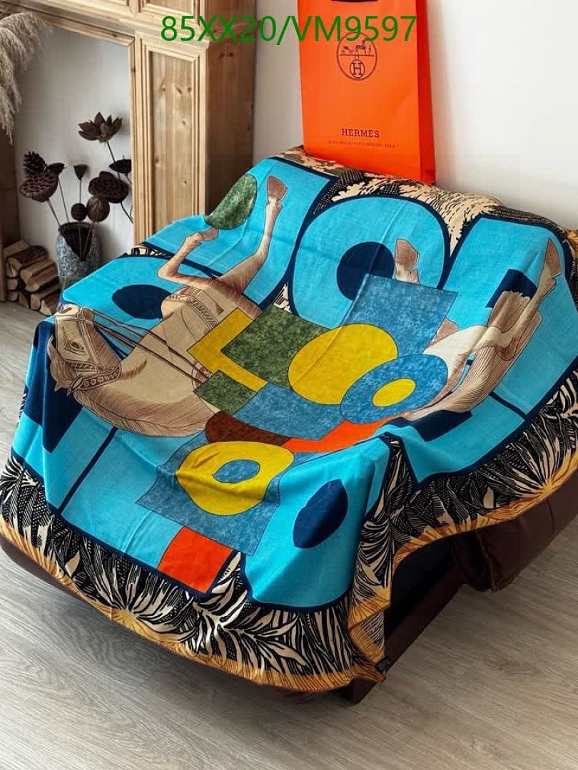 Hermes-Scarf Code: VM9597 $: 85USD