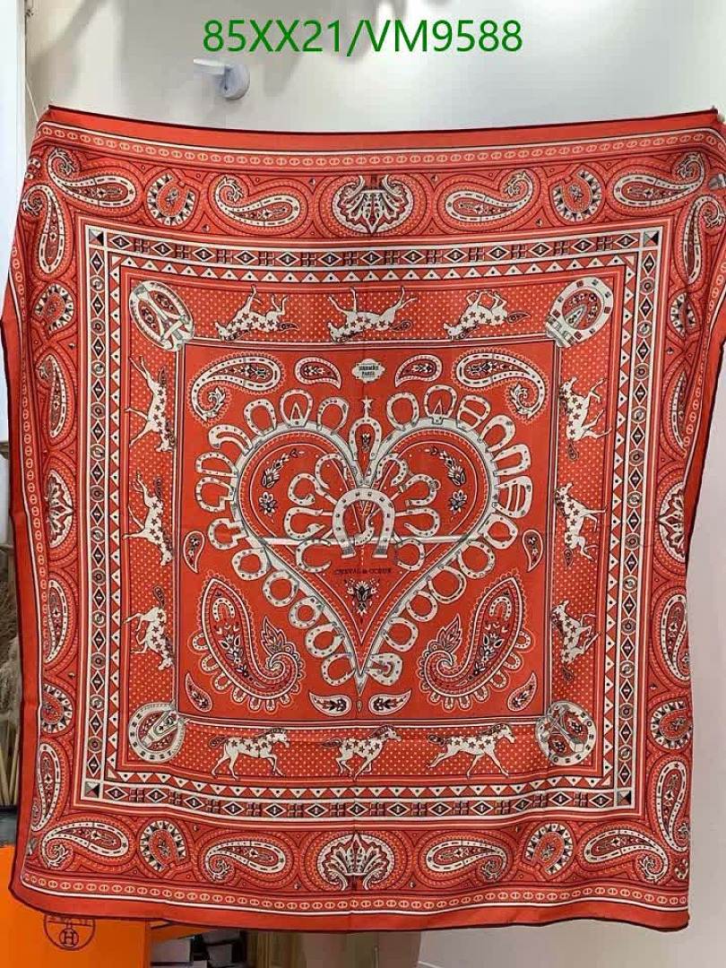 Hermes-Scarf Code: VM9588 $: 85USD