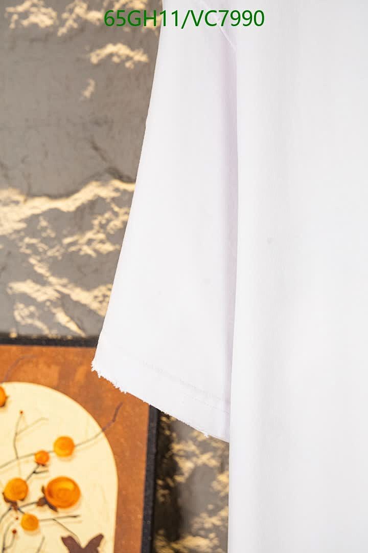 LV-Clothing Code: VC7990 $: 65USD