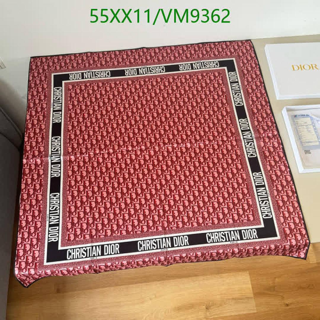 Dior-Scarf Code: VM9362 $: 55USD