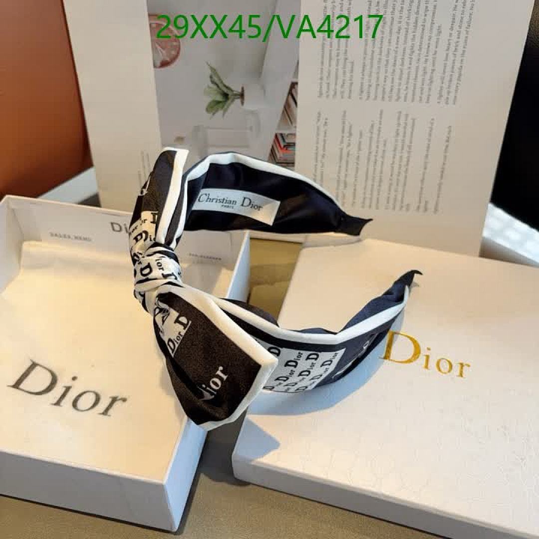 Dior-Headband Code: VA4217 $: 29USD