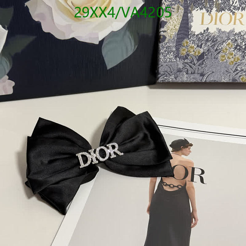 Dior-Headband Code: VA4205 $: 29USD