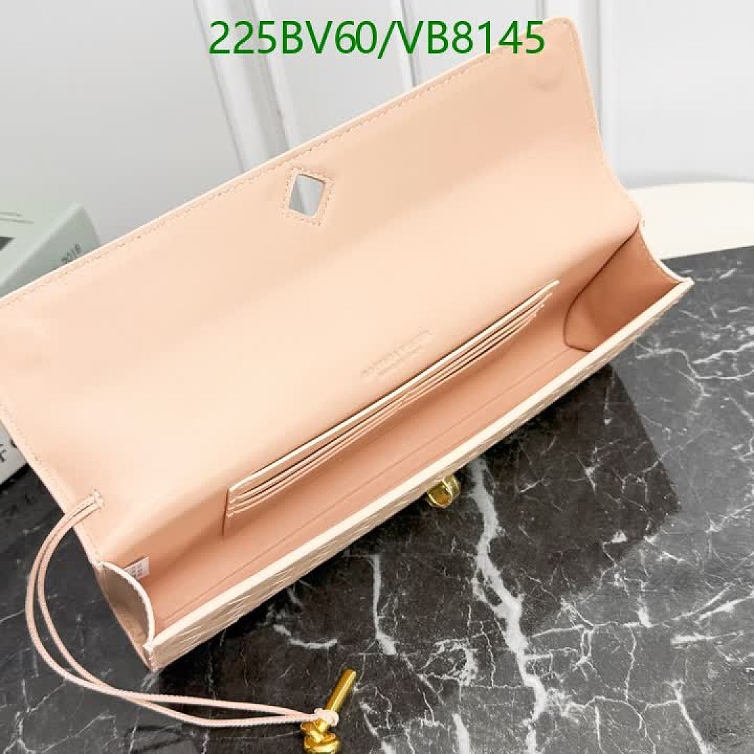 BV-Bag-Mirror Quality Code: VB8145 $: 225USD