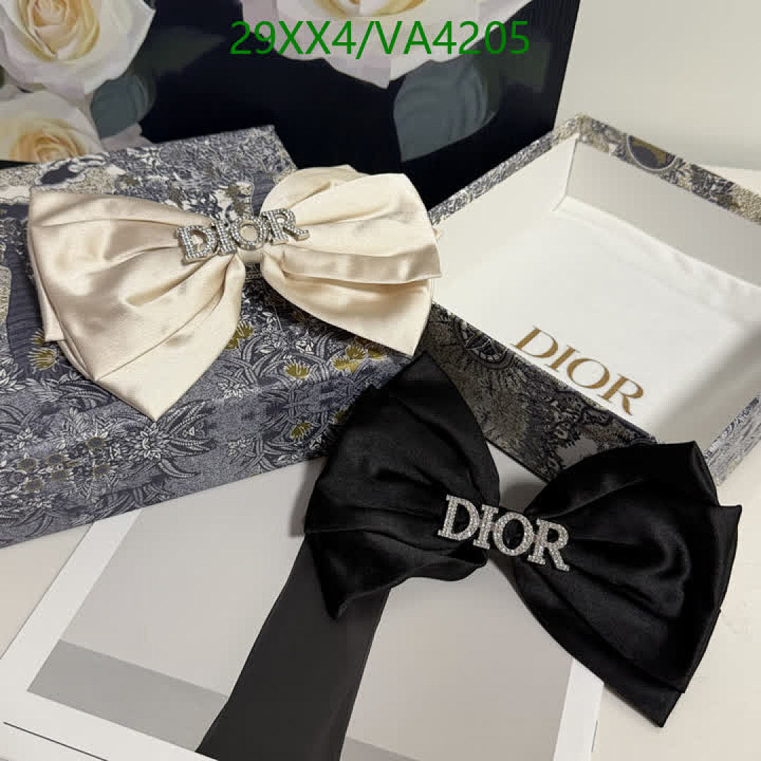 Dior-Headband Code: VA4205 $: 29USD
