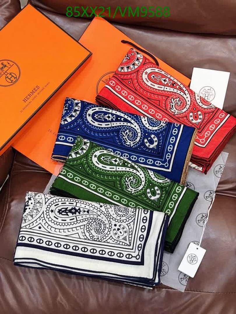 Hermes-Scarf Code: VM9588 $: 85USD