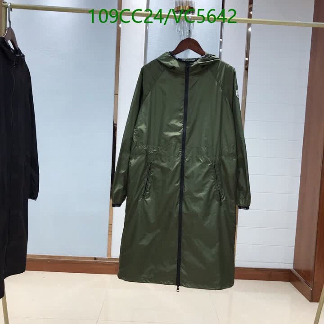 Moncler-Down jacket Women Code: VC5642 $: 109USD