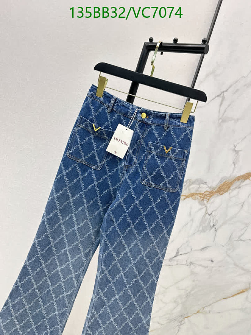 Valentino-Clothing Code: VC7074 $: 135USD