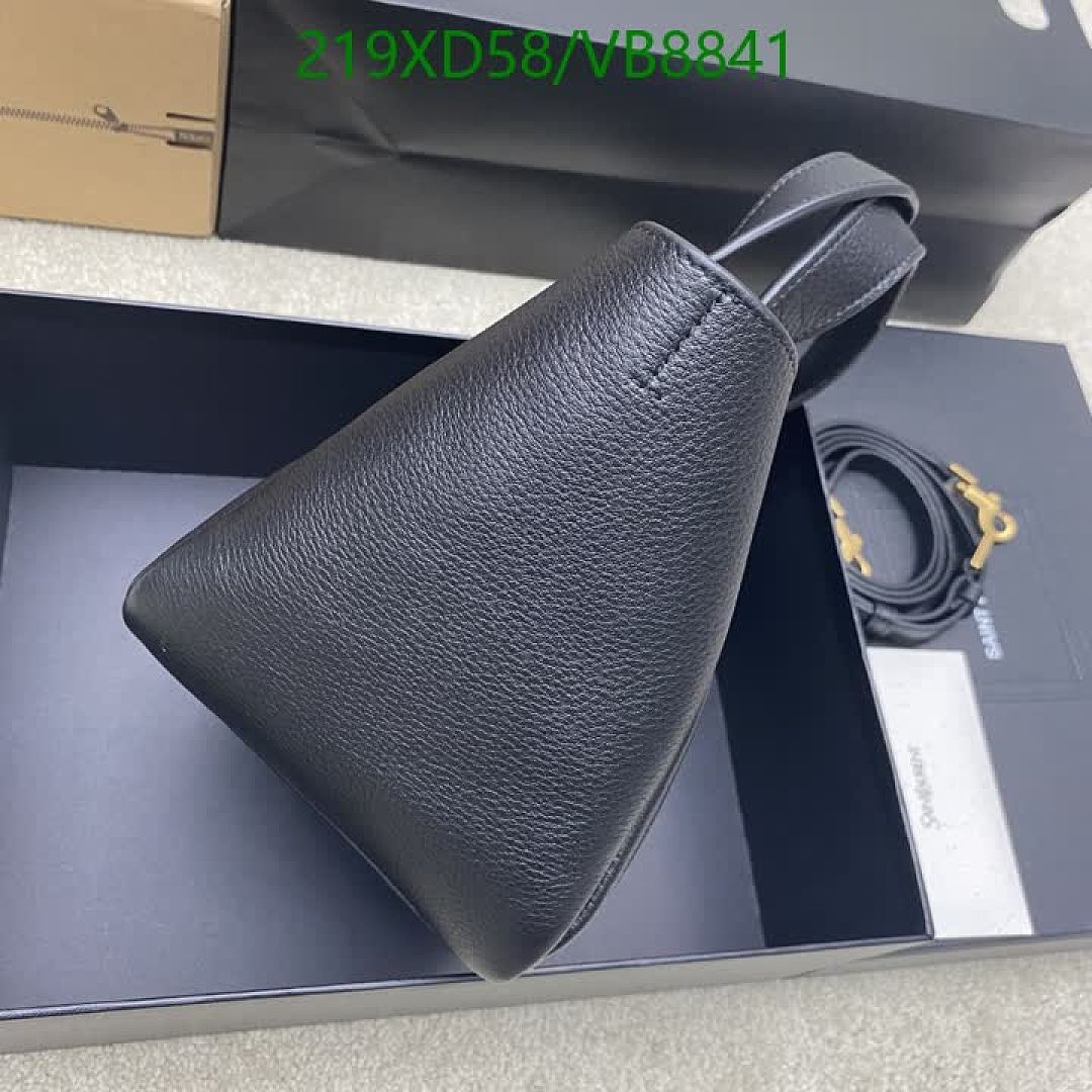 YSL-Bag-Mirror Quality Code: VB8841 $: 219USD