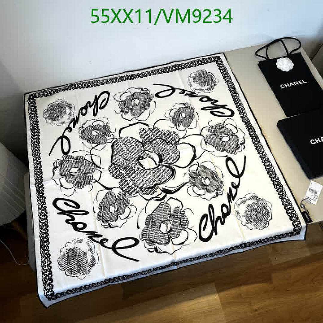 Chanel-Scarf Code: VM9234 $: 55USD