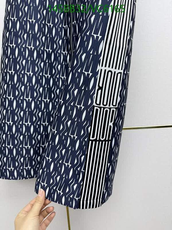 Dior-Clothing Code: VC6165 $: 145USD