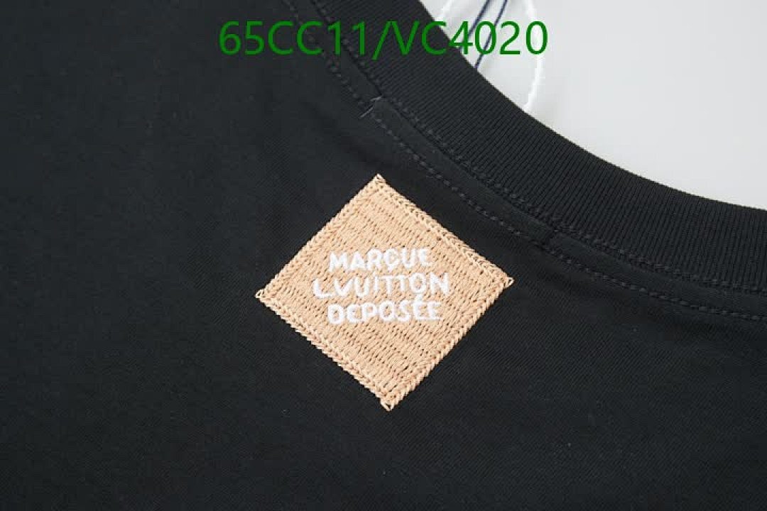 LV-Clothing Code: VC4020 $: 65USD