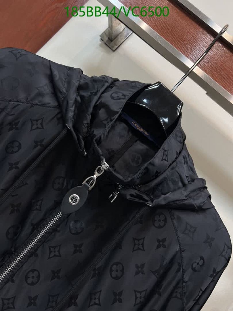 LV-Clothing Code: VC6500 $: 185USD