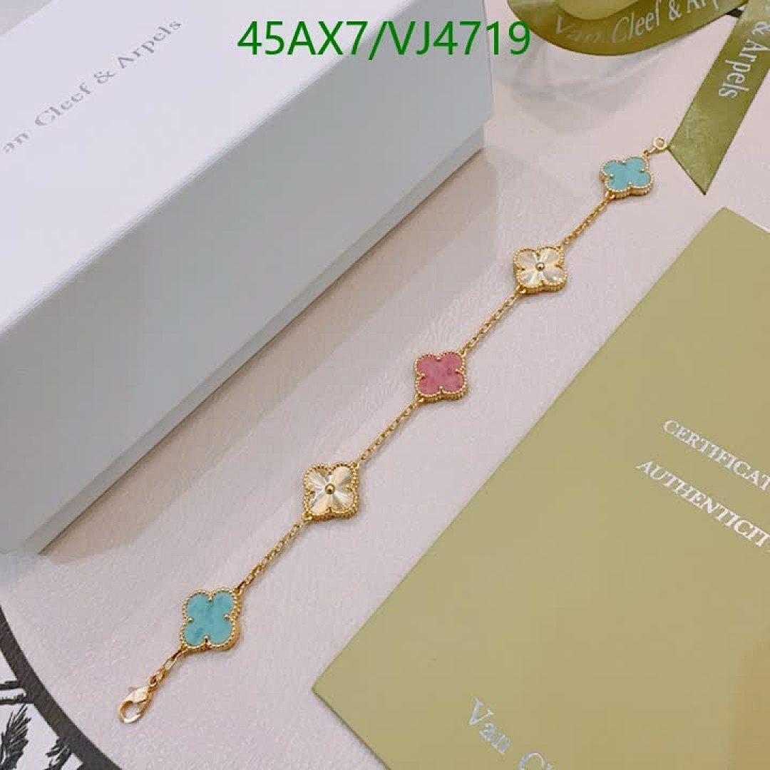 Van Cleef & Arpels-Jewelry Code: VJ4719 $: 45USD