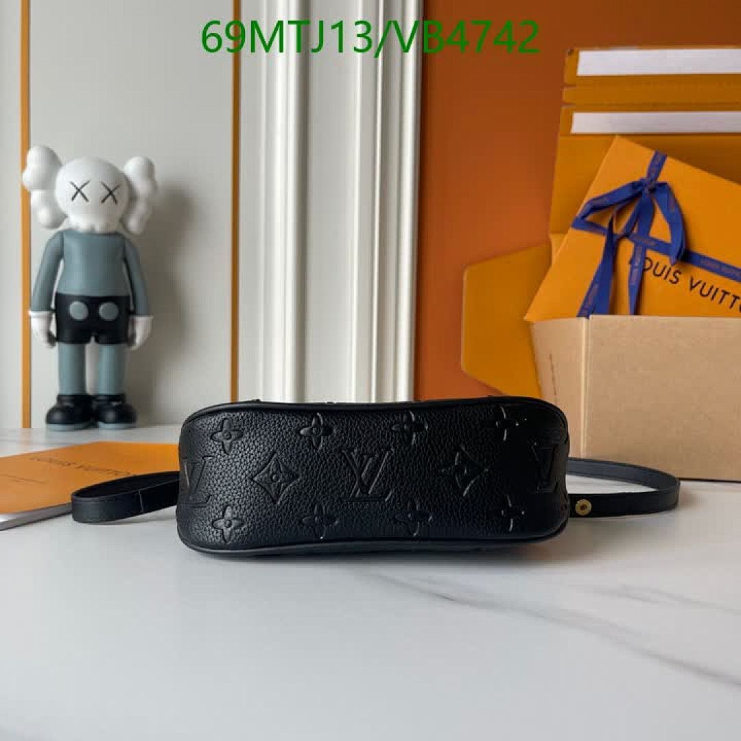 LV-Bag-4A Quality Code: VB4742 $: 69USD