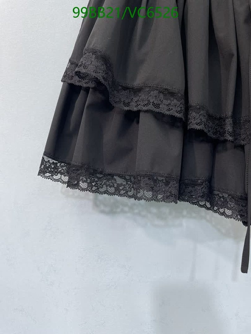 LV-Clothing Code: VC6526 $: 99USD