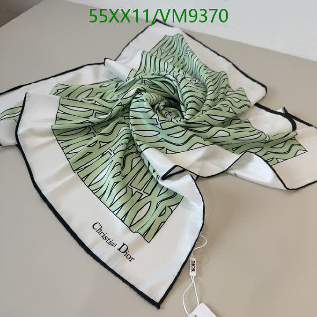 Dior-Scarf Code: VM9370 $: 55USD