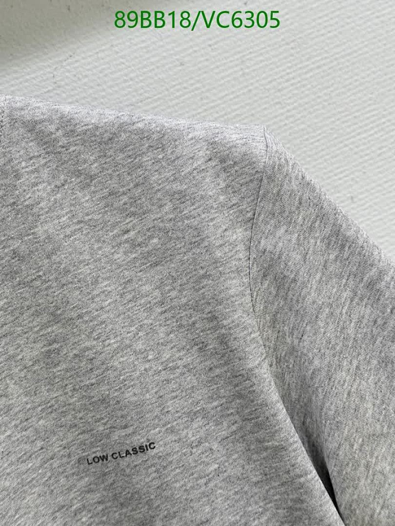 Givenchy-Clothing Code: VC6305 $: 89USD