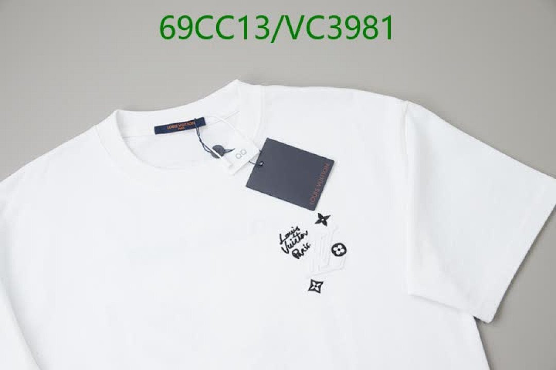 LV-Clothing Code: VC3981 $: 69USD