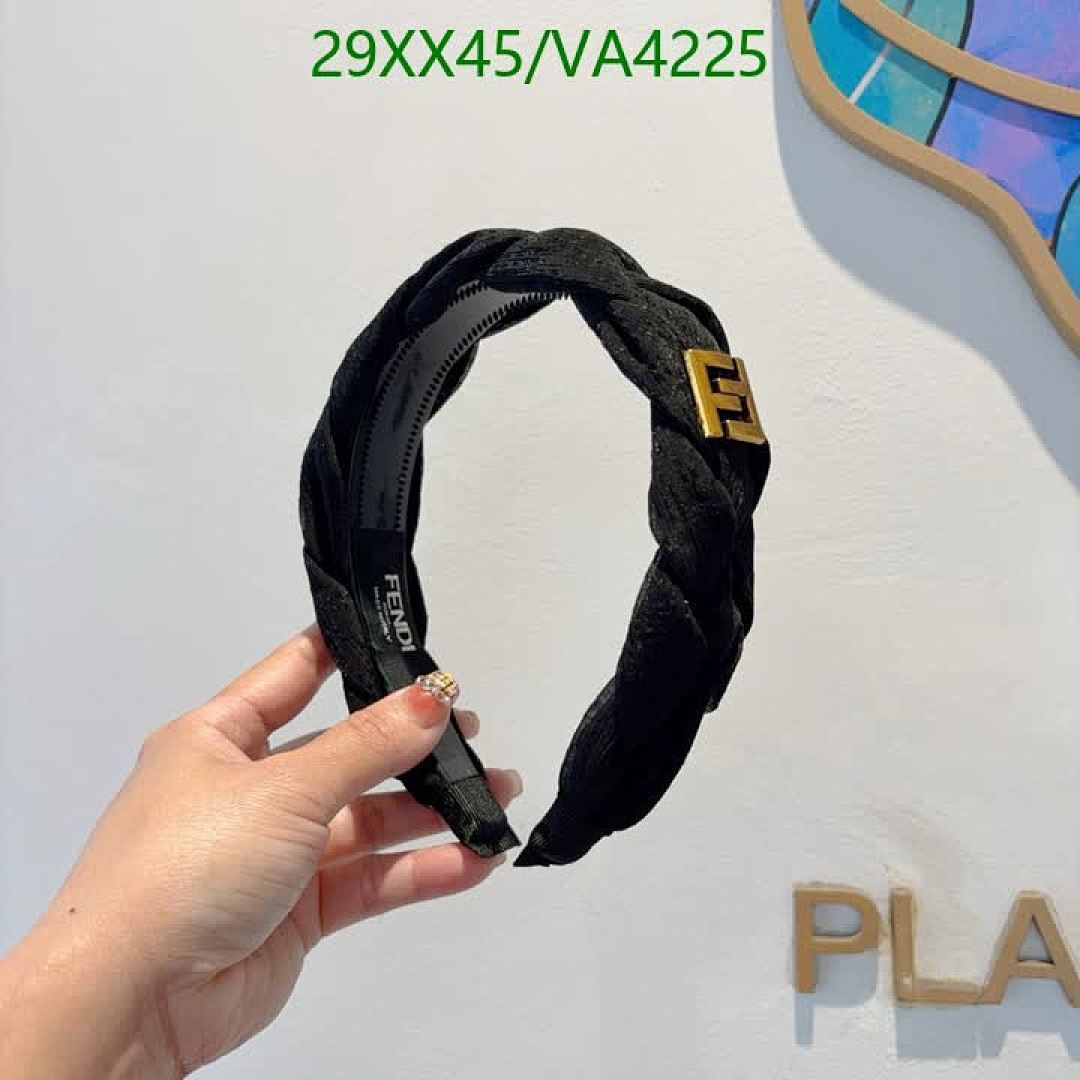 Fendi-Headband Code: VA4225 $: 29USD