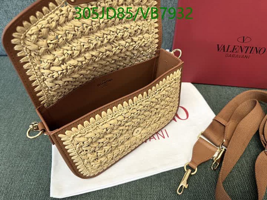 Valentino-Bag-Mirror Quality Code: VB7932 $: 305USD