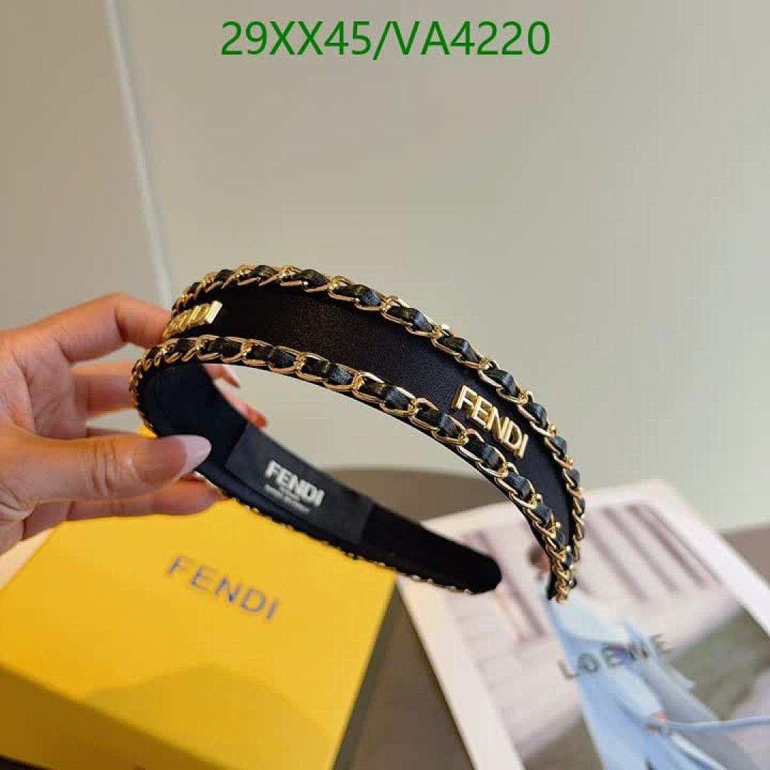 Fendi-Headband Code: VA4220 $: 29USD