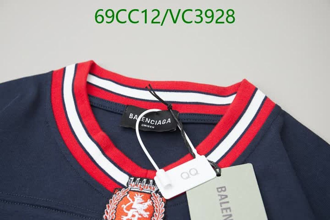 Balenciaga-Clothing Code: VC3928 $: 69USD