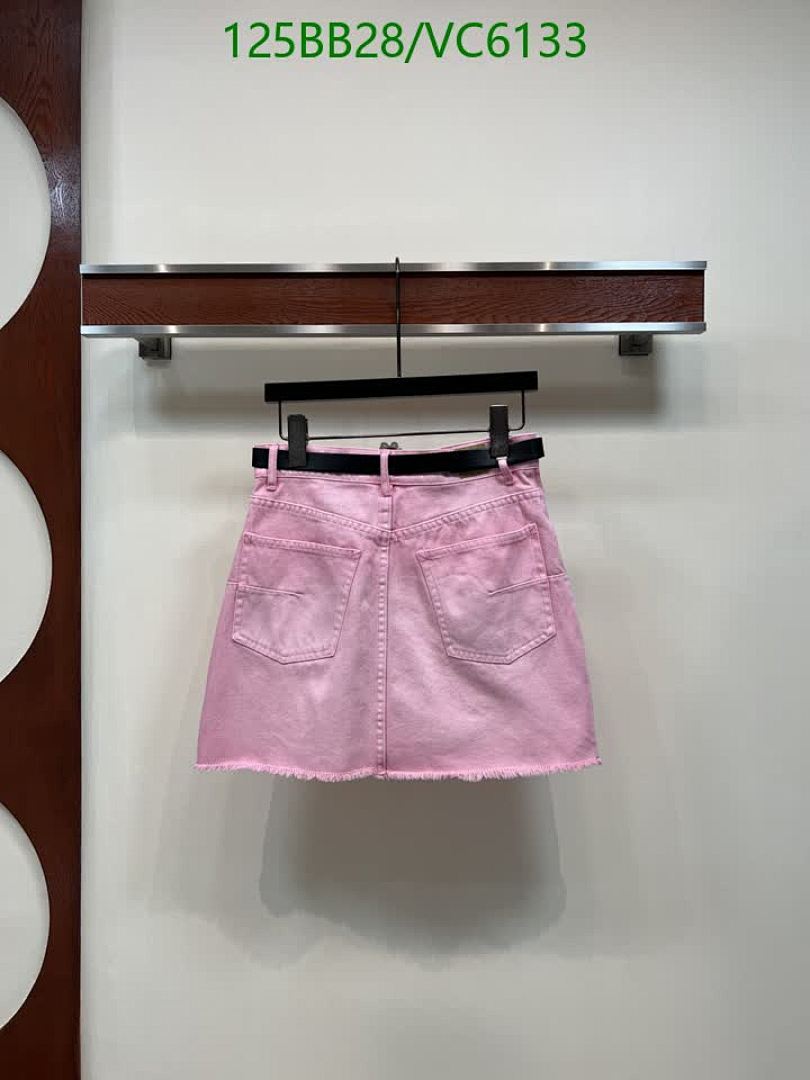Dior-Clothing Code: VC6133 $: 125USD