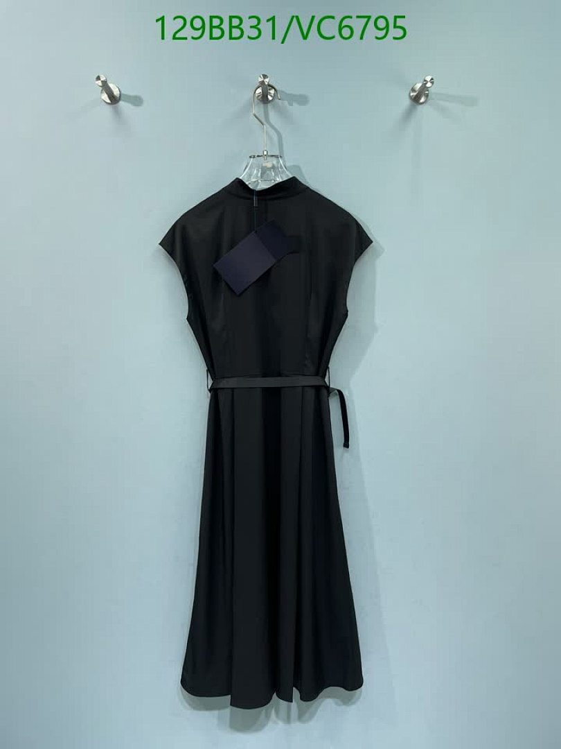 Prada-Clothing Code: VC6795 $: 129USD