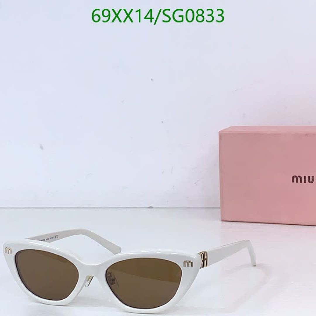 Miu Miu-Glasses Code: SG0833 $: 69USD