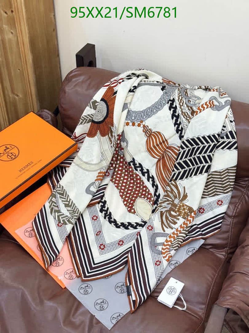 Hermes-Scarf Code: SM6781 $: 95USD