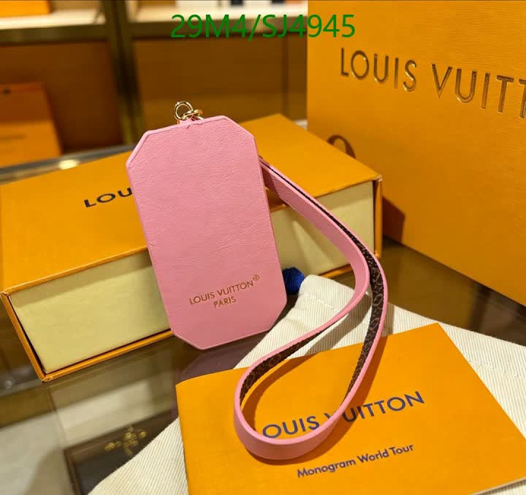 LV-Key pendant Code: SJ4945 $: 29USD