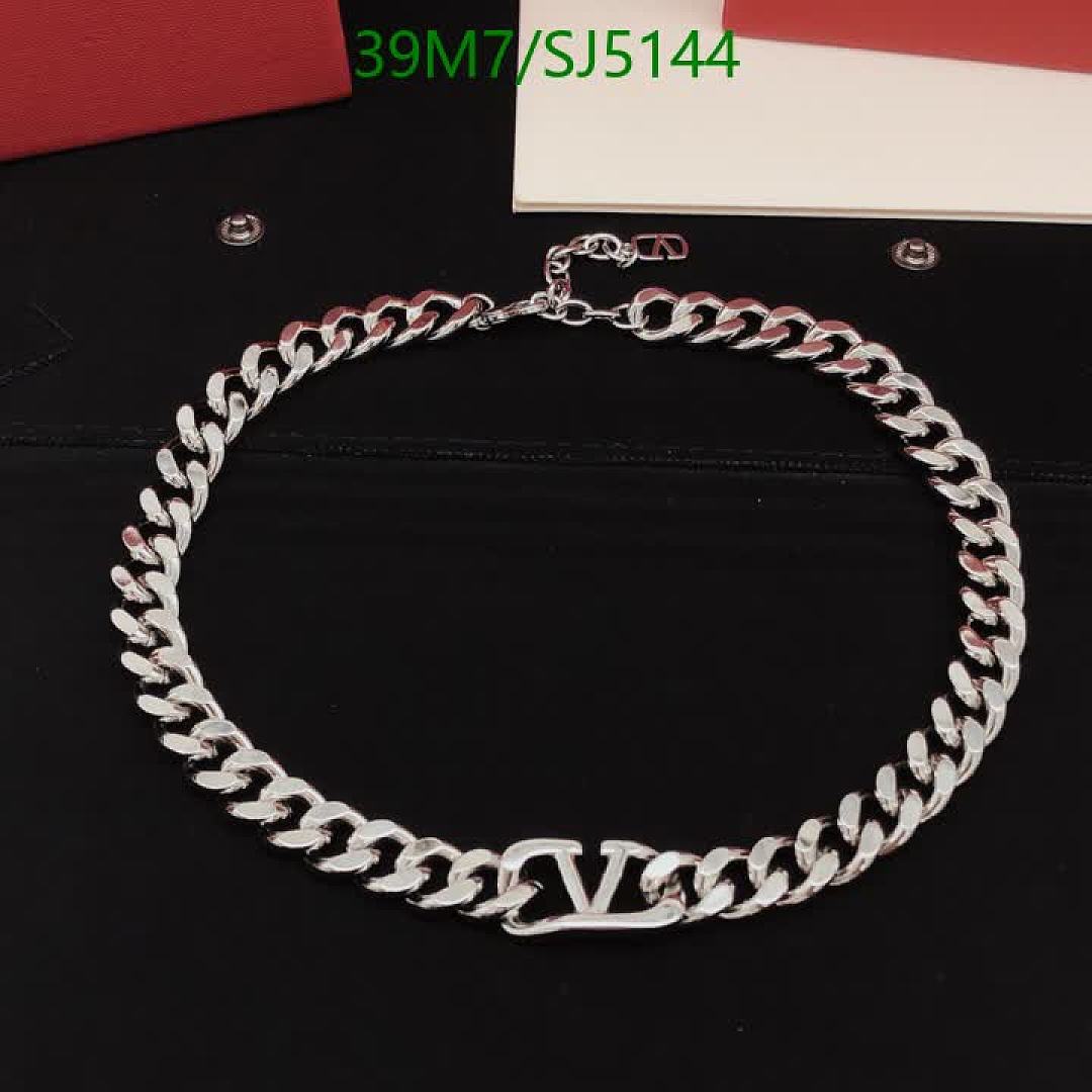 Valentino-Jewelry Code: SJ5144 $: 39USD