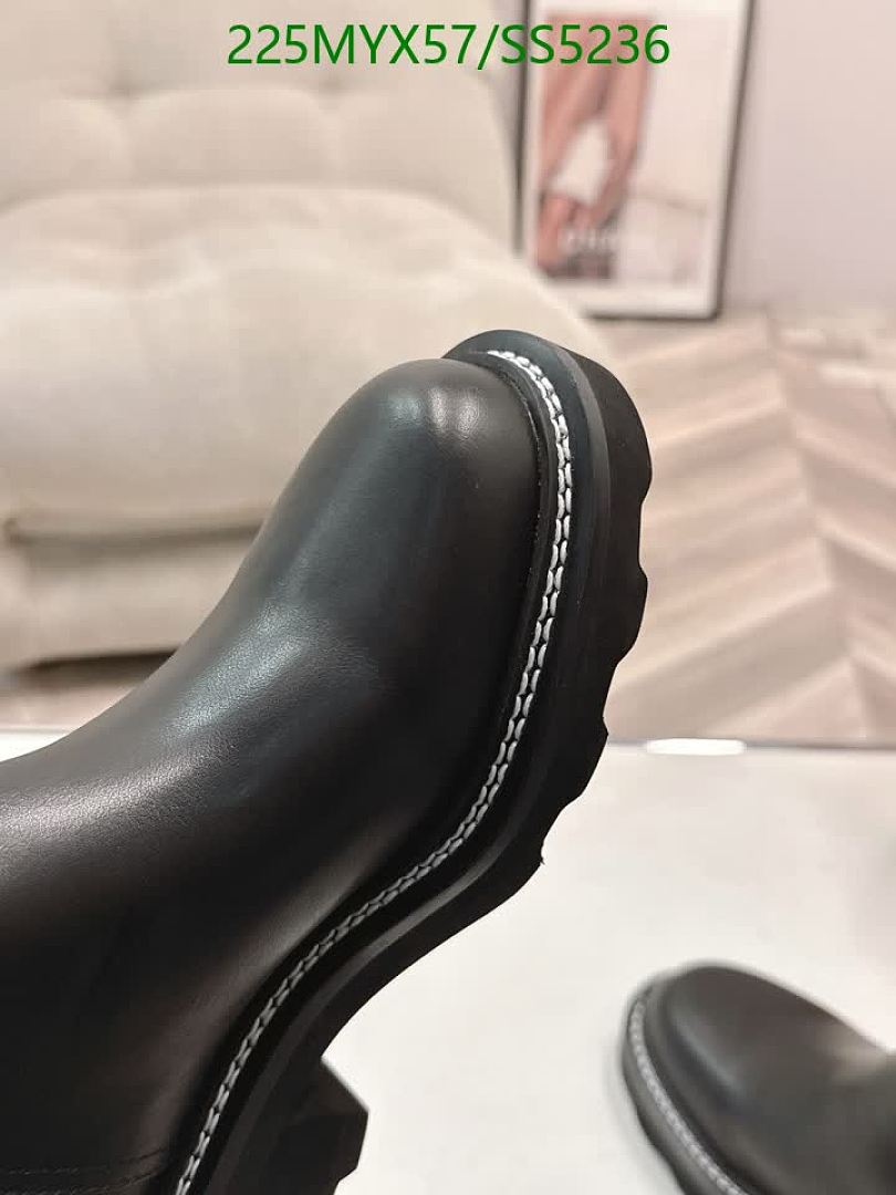 Boots-Women Shoes Code: SS5236 $: 225USD