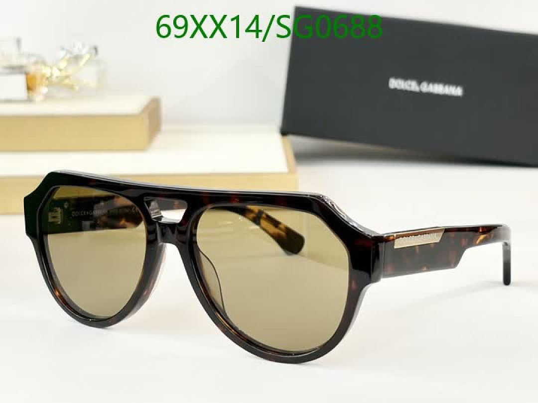 D&G-Glasses Code: SG0688 $: 69USD