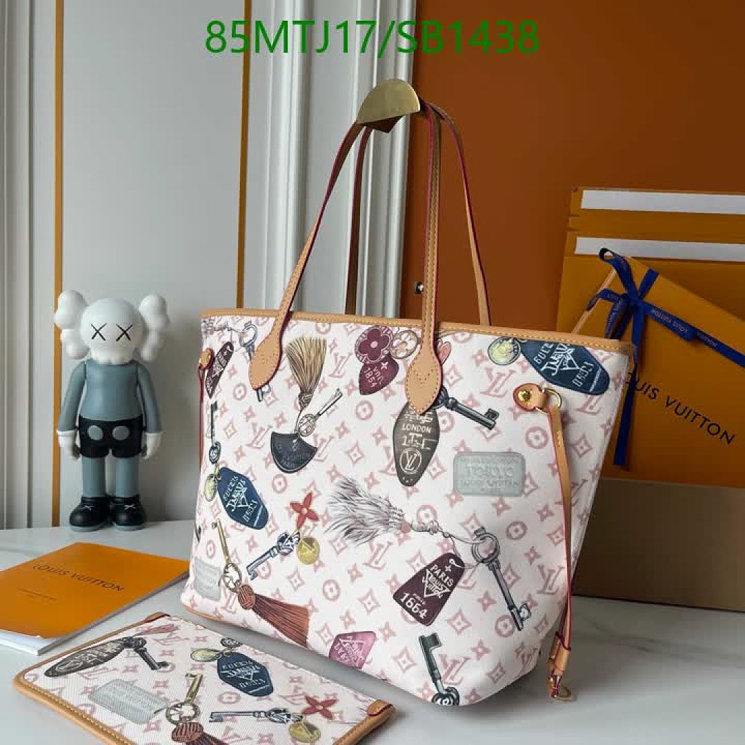 LV-Bag-4A Quality Code: SB1438 $: 85USD