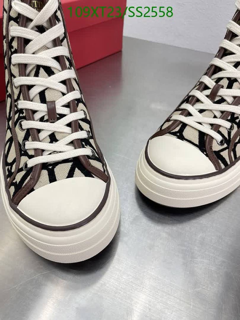 Valentino-Men shoes Code: SS2558 $: 109USD
