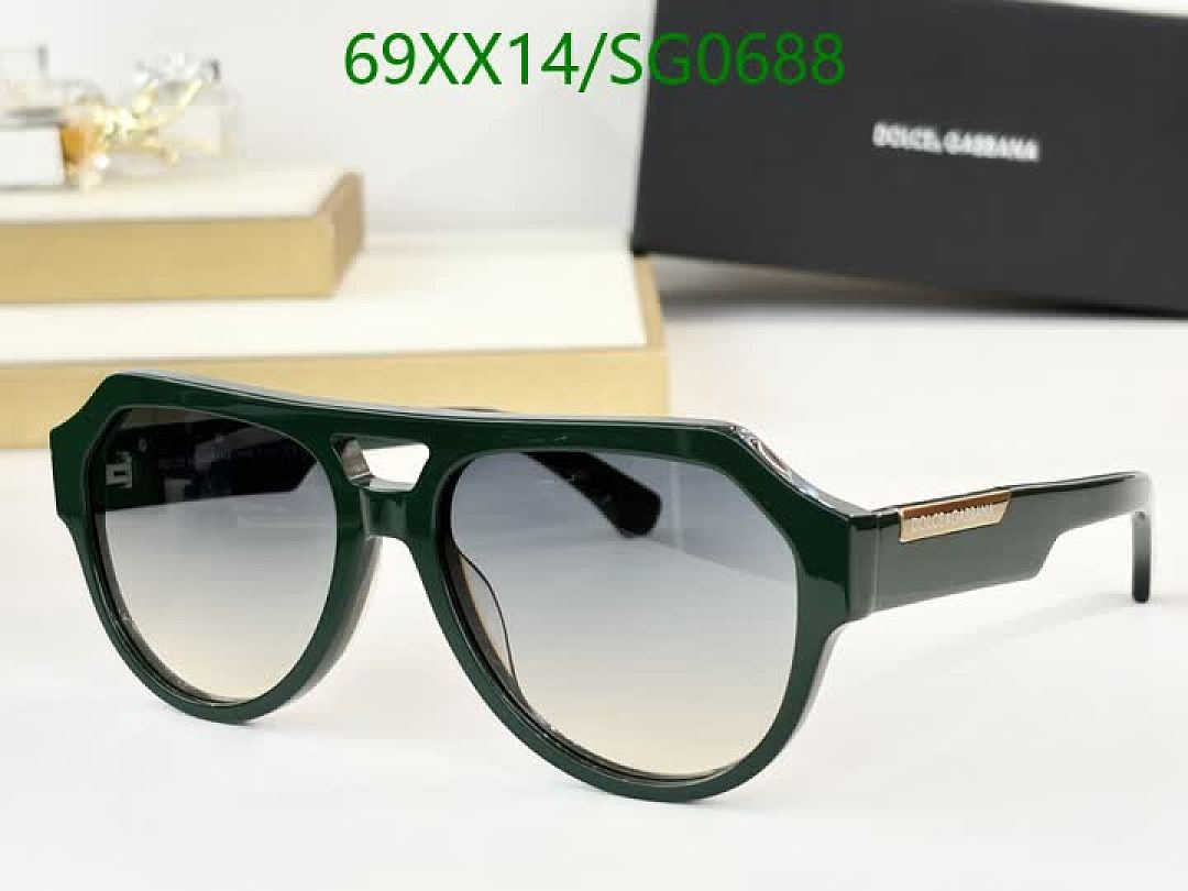 D&G-Glasses Code: SG0688 $: 69USD