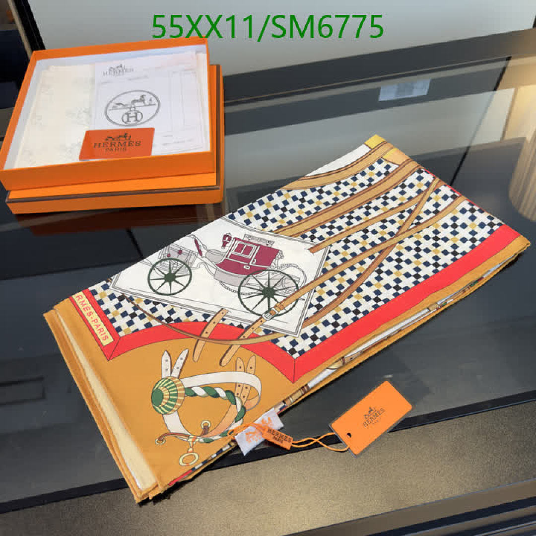 Hermes-Scarf Code: SM6775 $: 55USD