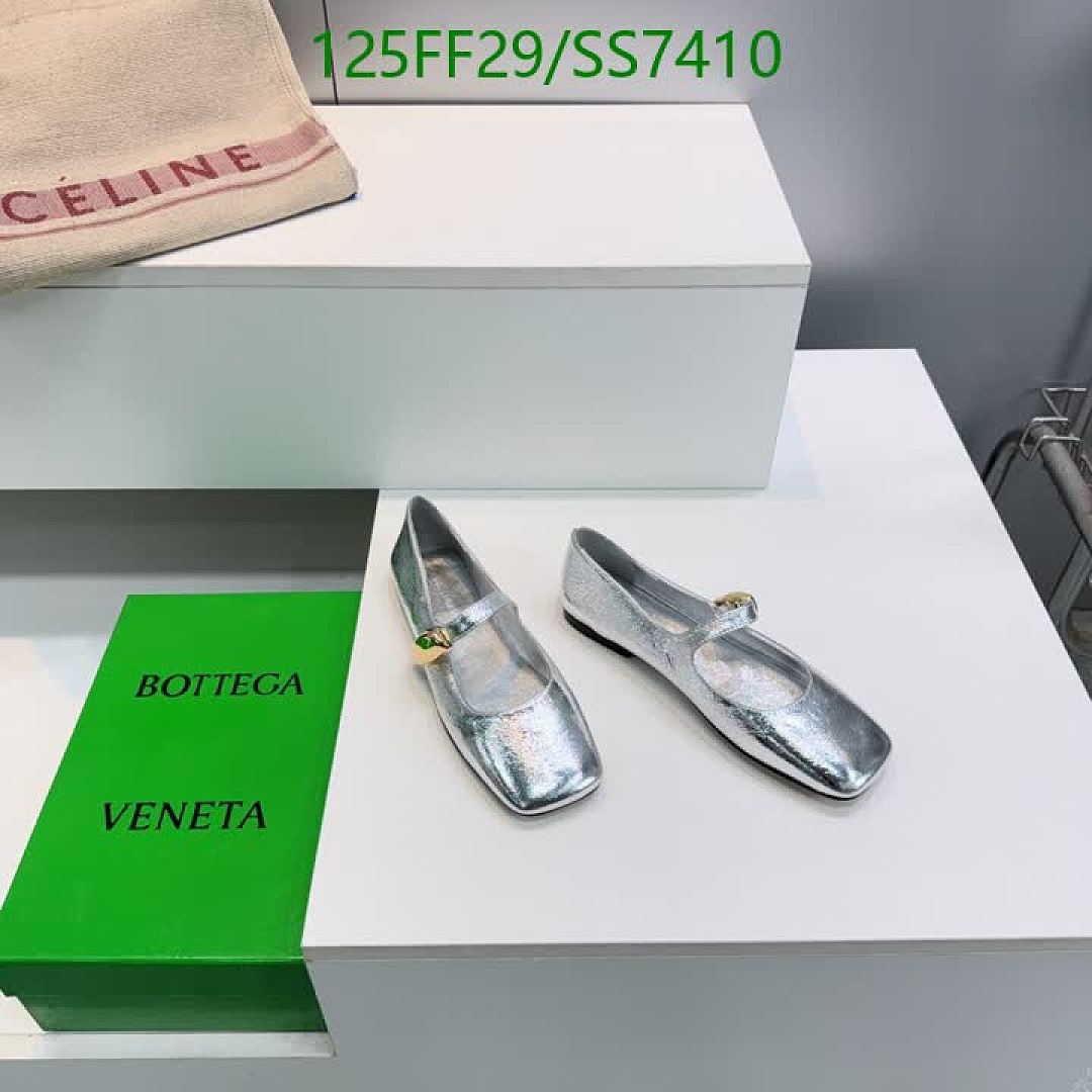 BV-Women Shoes Code: SS7410 $: 125USD