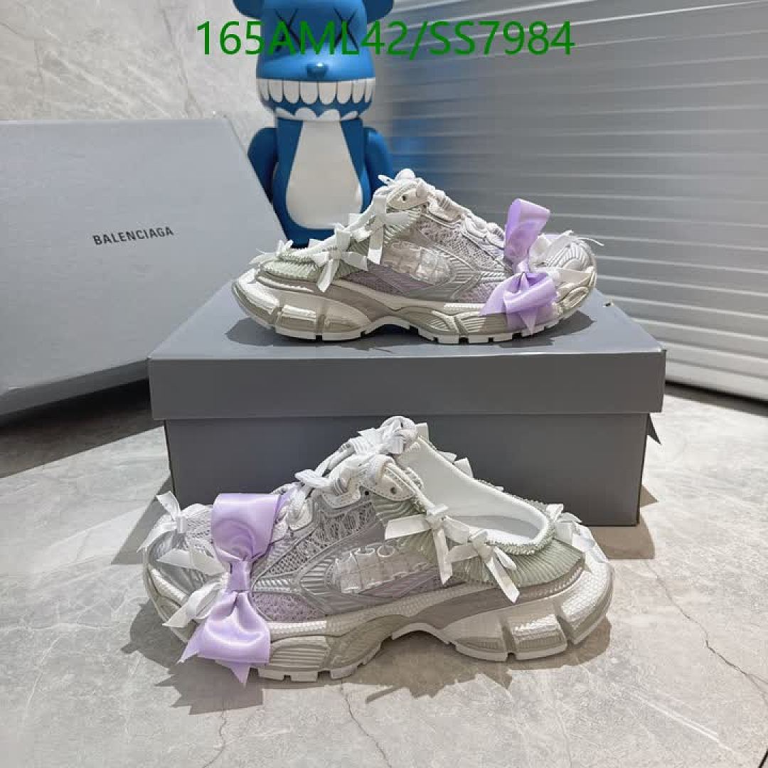 Balenciaga-Women Shoes Code: SS7984 $: 165USD