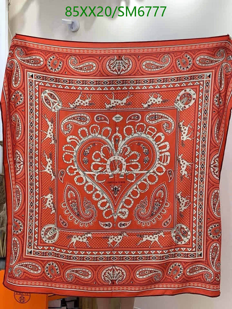 Hermes-Scarf Code: SM6777 $: 85USD