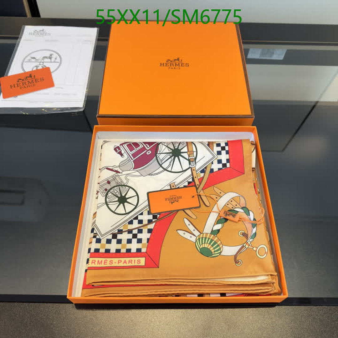 Hermes-Scarf Code: SM6775 $: 55USD