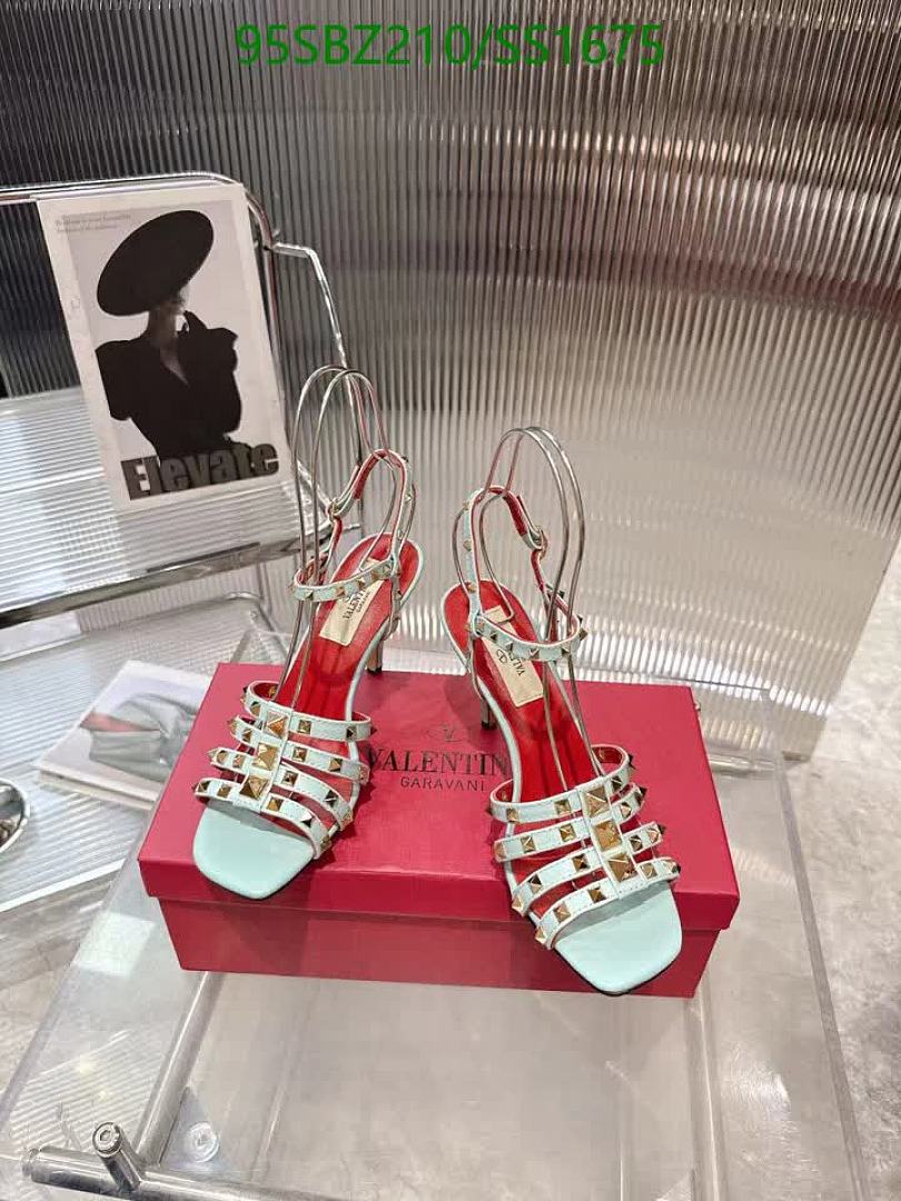 Valentino-Women Shoes Code: SS1675 $: 95USD