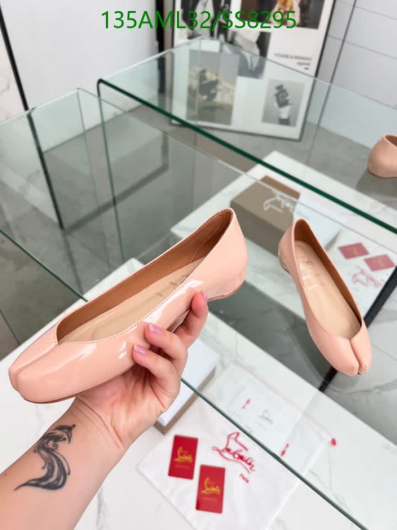 Christian Louboutin-Women Shoes Code: SS8295 $: 135USD