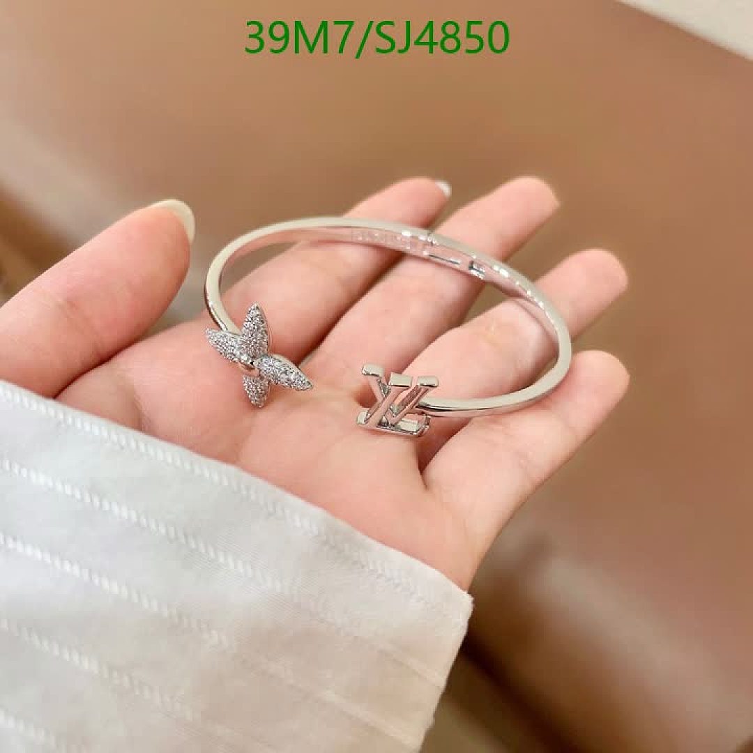 LV-Jewelry Code: SJ4850 $: 39USD