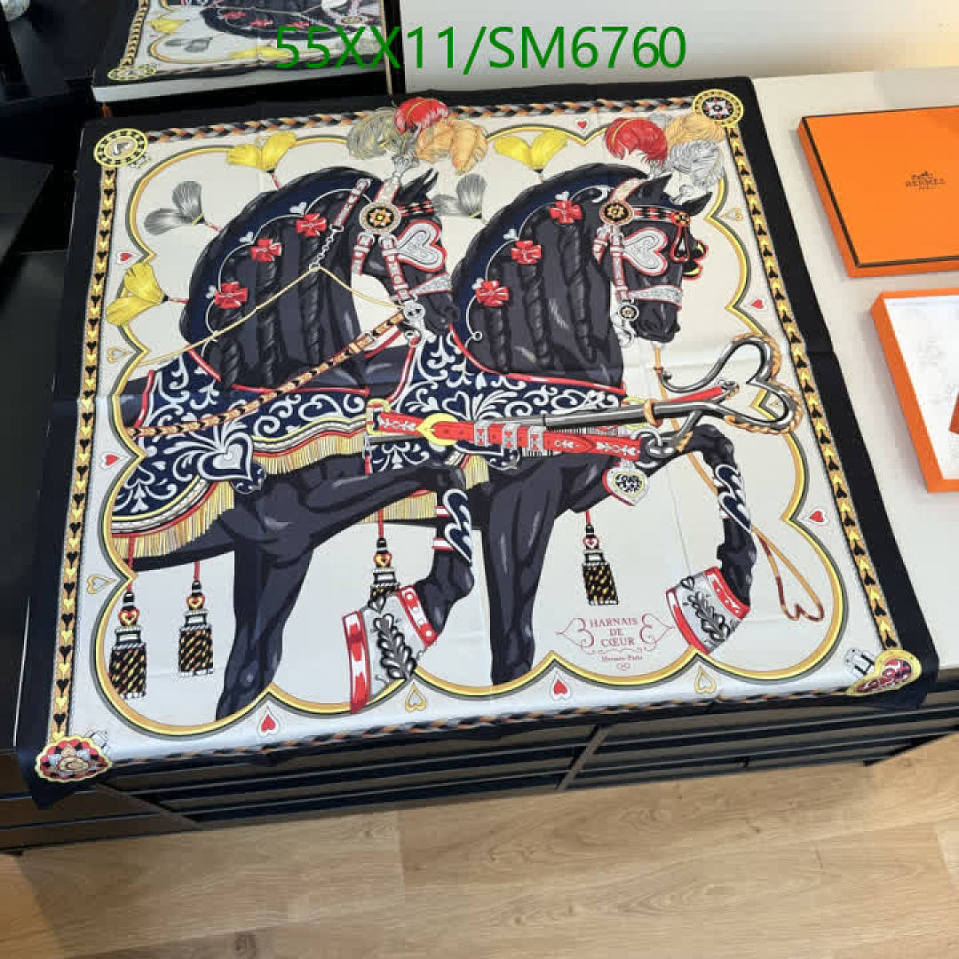 Hermes-Scarf Code: SM6760 $: 55USD