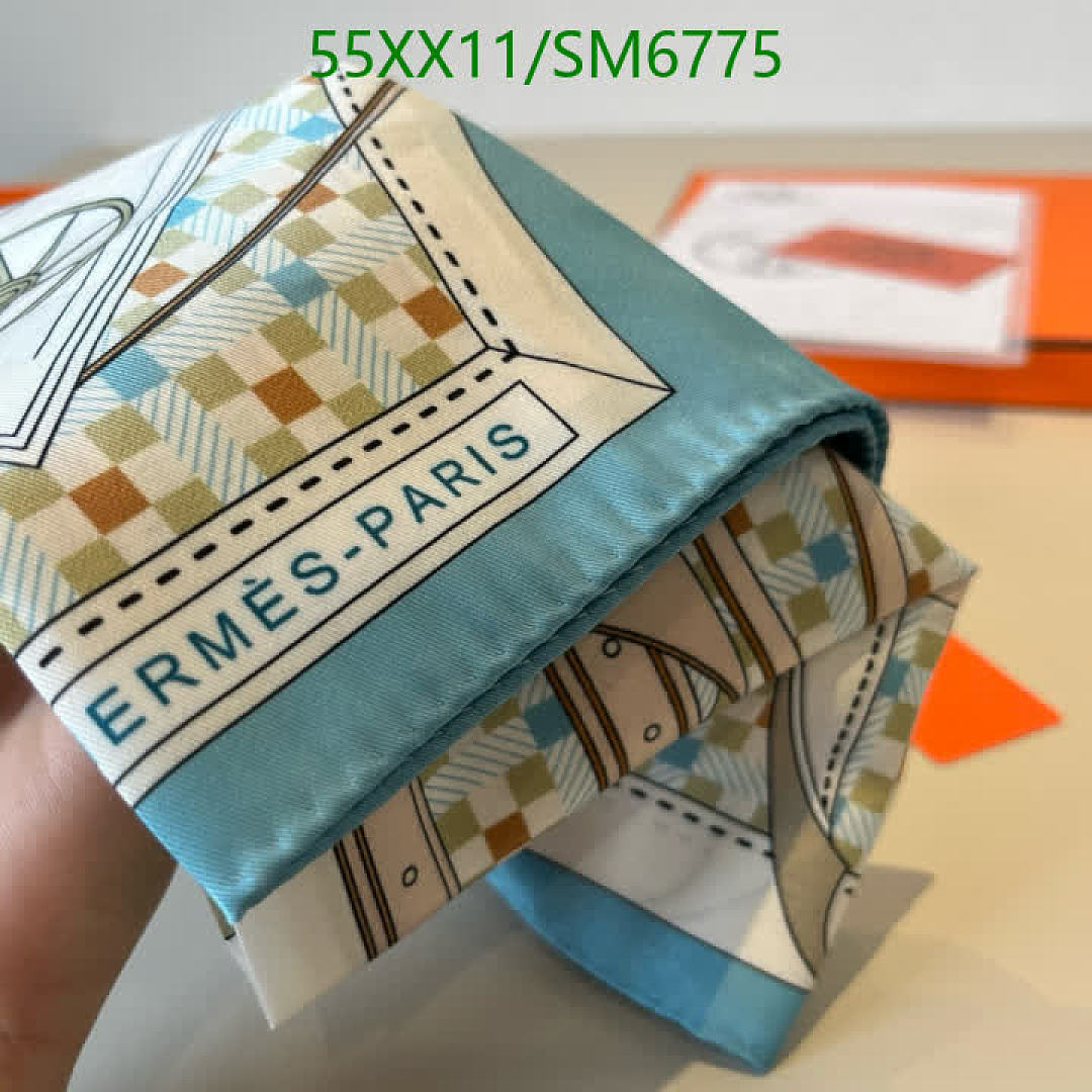 Hermes-Scarf Code: SM6775 $: 55USD