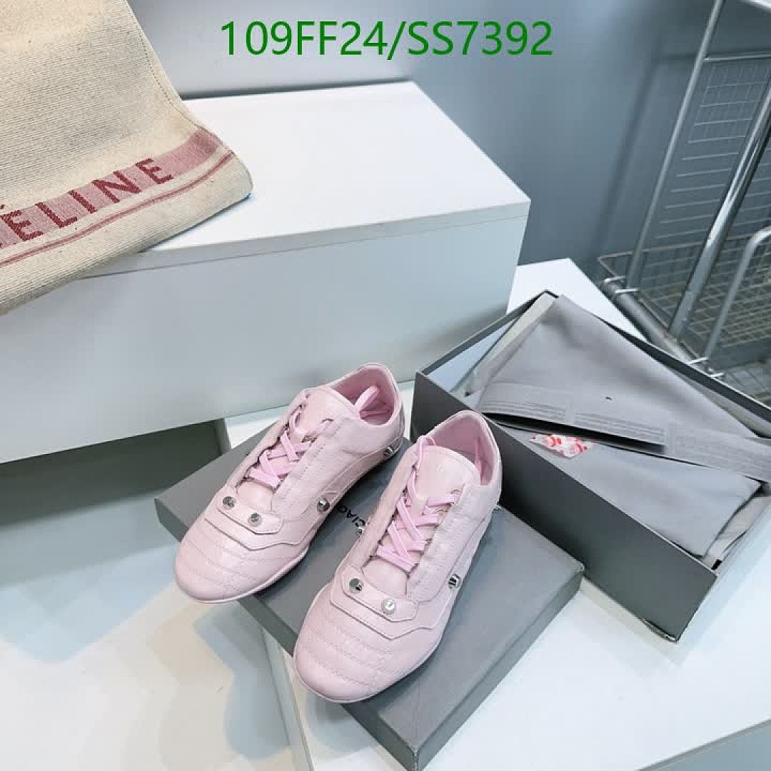 Balenciaga-Women Shoes Code: SS7392 $: 109USD