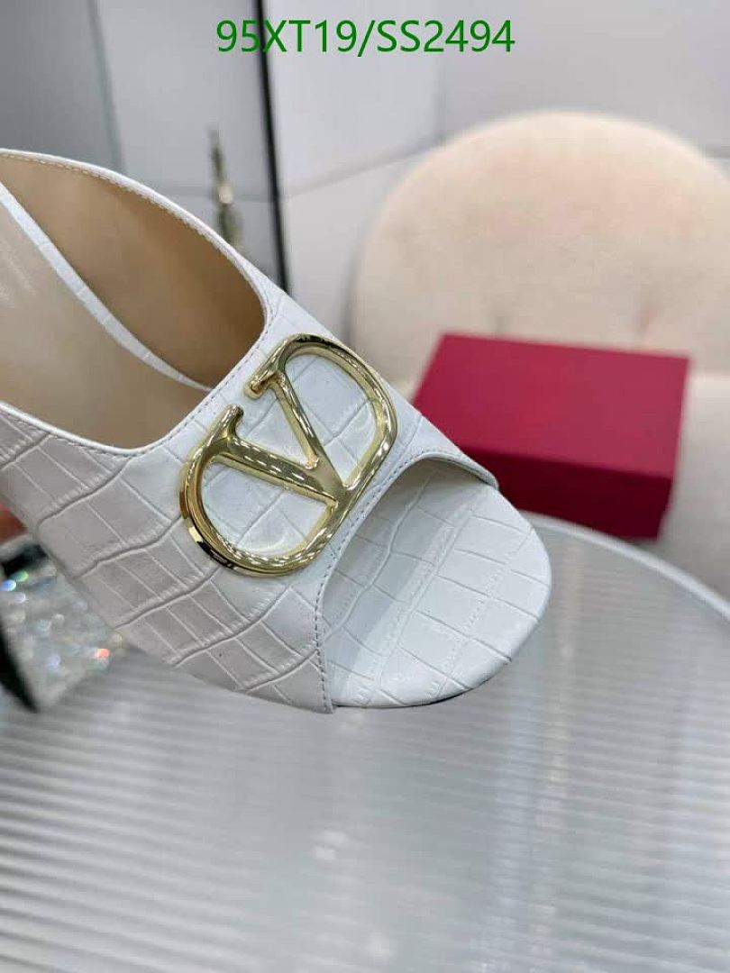Valentino-Women Shoes Code: SS2494 $: 95USD